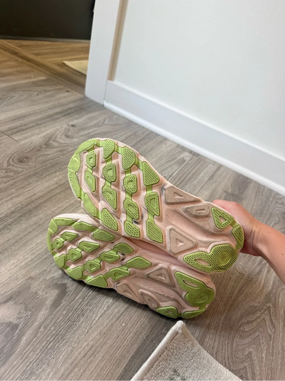 HOKA Clifton 9 Women's Vanilla Astral Running Shoes